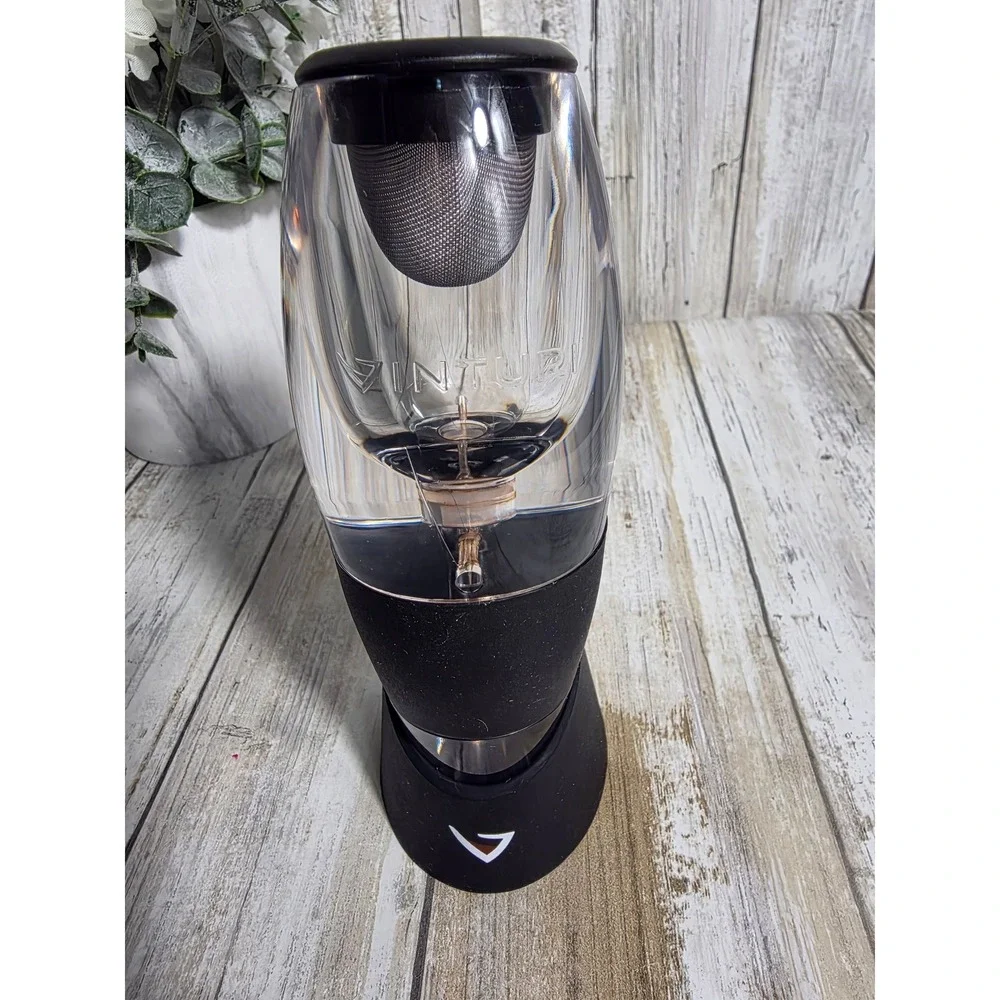 Vinturi‎ Essential Red Wine Aerator with No-Drip Stand and Filter Screen Black